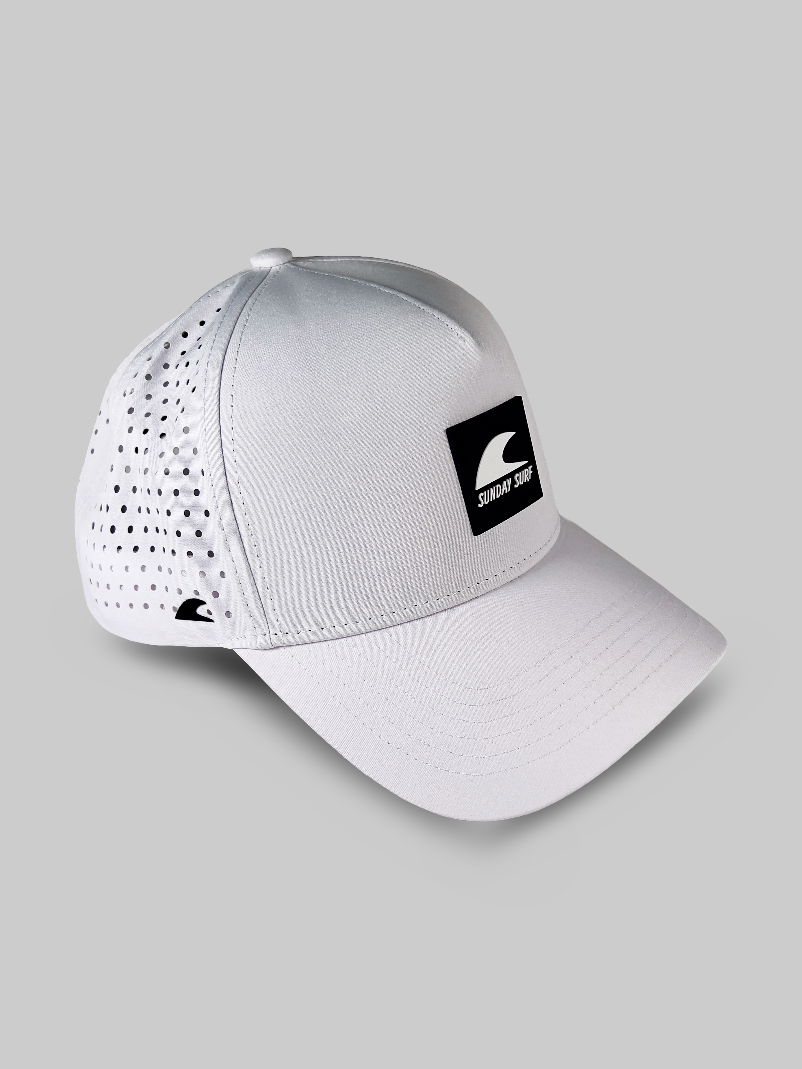 The WakeDrift Snapback - White