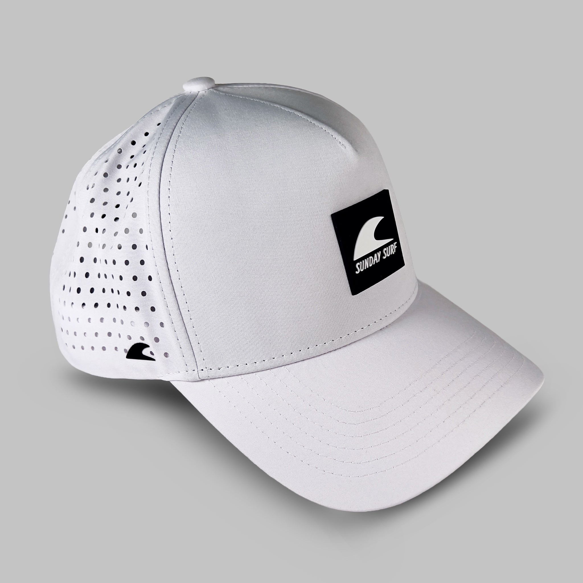 The WakeDrift Snapback - White