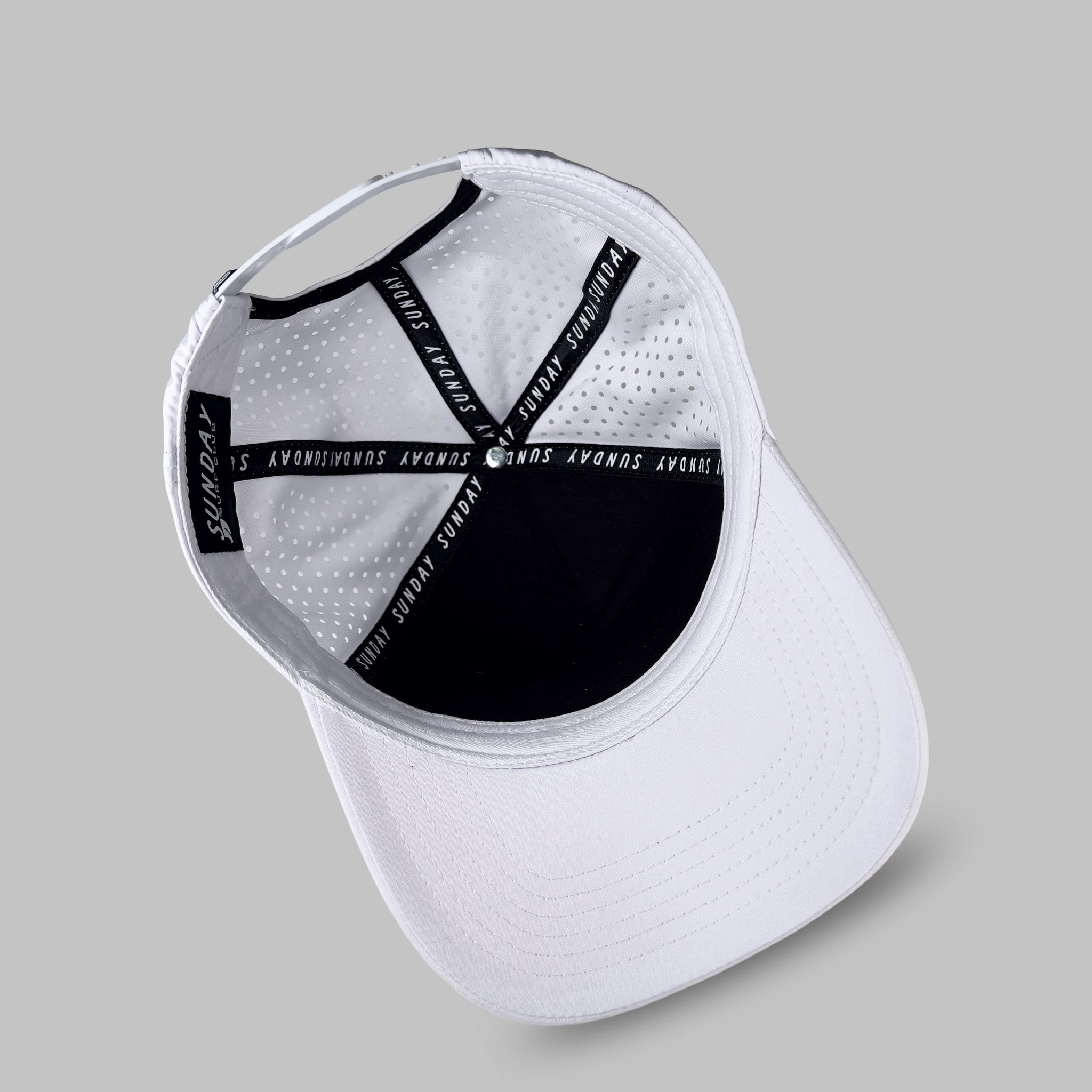 The WakeDrift Snapback - White