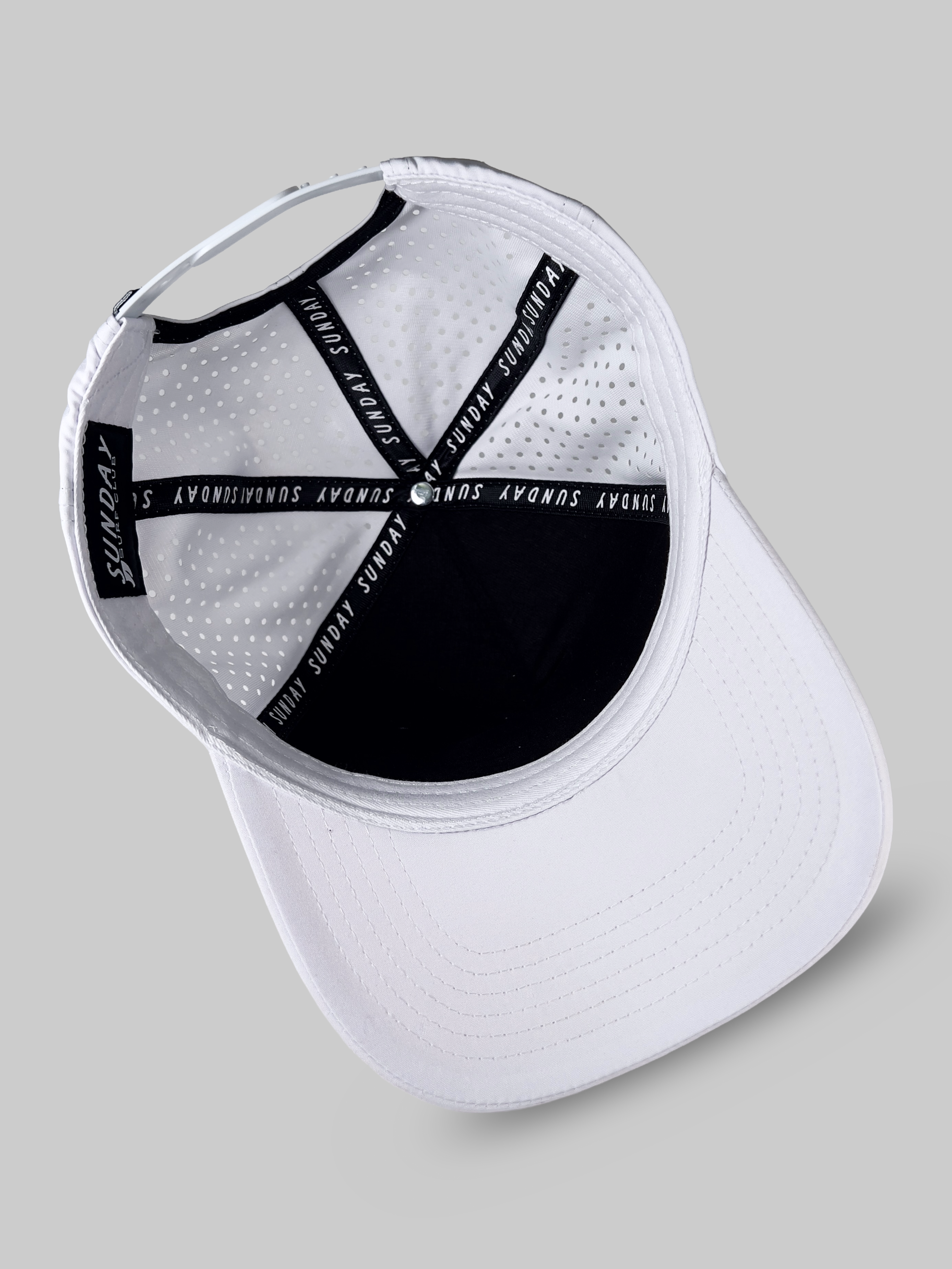 The WakeDrift Snapback - White